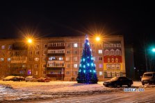 выкса.рф, Новую 12-метровую ёлку установили в микрорайоне Жуковского