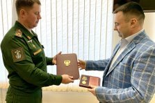 выкса.рф, Романа Фролова наградили медалью «За укрепление боевого содружества»