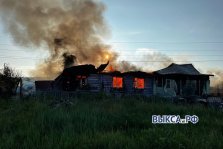выкса.рф, Дом на две квартиры сгорел в Полдеревке