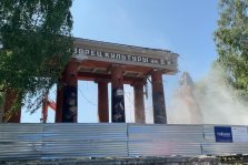 выкса.рф, Перед ДК Ленина снесли колоннаду