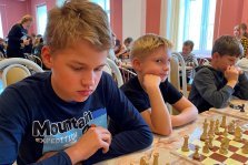 выкса.рф, Восьмилетний Павел Зайцев выиграл шахматный турнир среди школьников