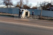 выкса.рф, На Антоповской горе водитель SsangYong опрокинул автомобиль после наезда на опору ЛЭП