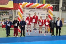 выкса.рф, Девятов, Михеев и Шашкин выиграли комплект медалей по самбо