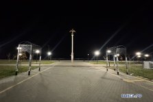 выкса.рф, В Шиморском начались работы по установке новых качелей