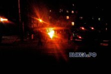 выкса.рф, Хулиганы подожгли мусорный контейнер на улице Степана Разина