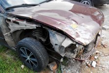 выкса.рф, Пьяный водитель Audi с двумя пассажирами врезался в гараж