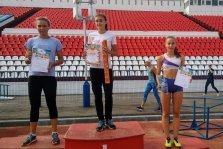 выкса.рф, Алёна Мартынова стала третьей на легкоатлетическом мемориале