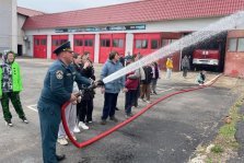 выкса.рф, Белгородским школьникам провели экскурсию по пожарной части