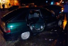 выкса.рф, Два автомобиля столкнулись на улице Романова
