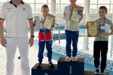 выкса.рф, Юные пловцы из Выксы и Навашино разыграли 16 комплектов наград в «Новогодней волне»