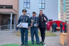 выкса.рф, Выксунские пожарные взяли бронзу на областных соревнованиях «Вертикальный вызов»