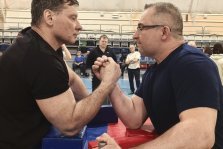 выкса.рф, Сильнейшие руки Выксы: армрестлеры сразились на праздничном турнире 🏆