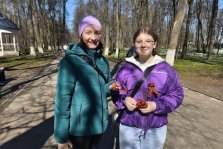 выкса.рф, В Выксе волонтёры раздавали георгиевские ленточки в знак памяти о подвиге предков