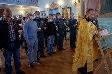 выкса.рф, Пожарные помолились о погибшем главе МЧС