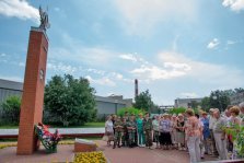 выкса.рф, Выксунцы возложили цветы к памятникам и воинским захоронениям