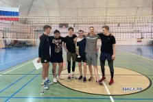 выкса.рф, Волейболисты почтили память подводника Валерия Суханова