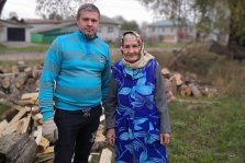 выкса.рф, Одиноким пенсионерам помогли заготовить дрова на зиму