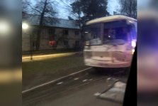 выкса.рф, Грузовик зацепил рейсовый автобус на Красных Зорях