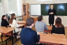 выкса.рф, Правоохранители и врачи посетили с лекциями школу №6