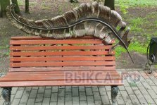 выкса.рф, В Выксе зафиксирован очередной случай вандализма: похищена часть инсталляции «Литературная скамья»