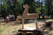 выкса.рф, Вандалы покушаются на деревянные скульптуры в парке