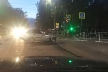 выкса.рф, Два автомобиля не разъехались на перекрёстке у школы №8