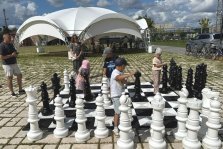 выкса.рф, ♟️ Гигантские шахматы в Выксе: как прошел турнир ко Дню физкультурника