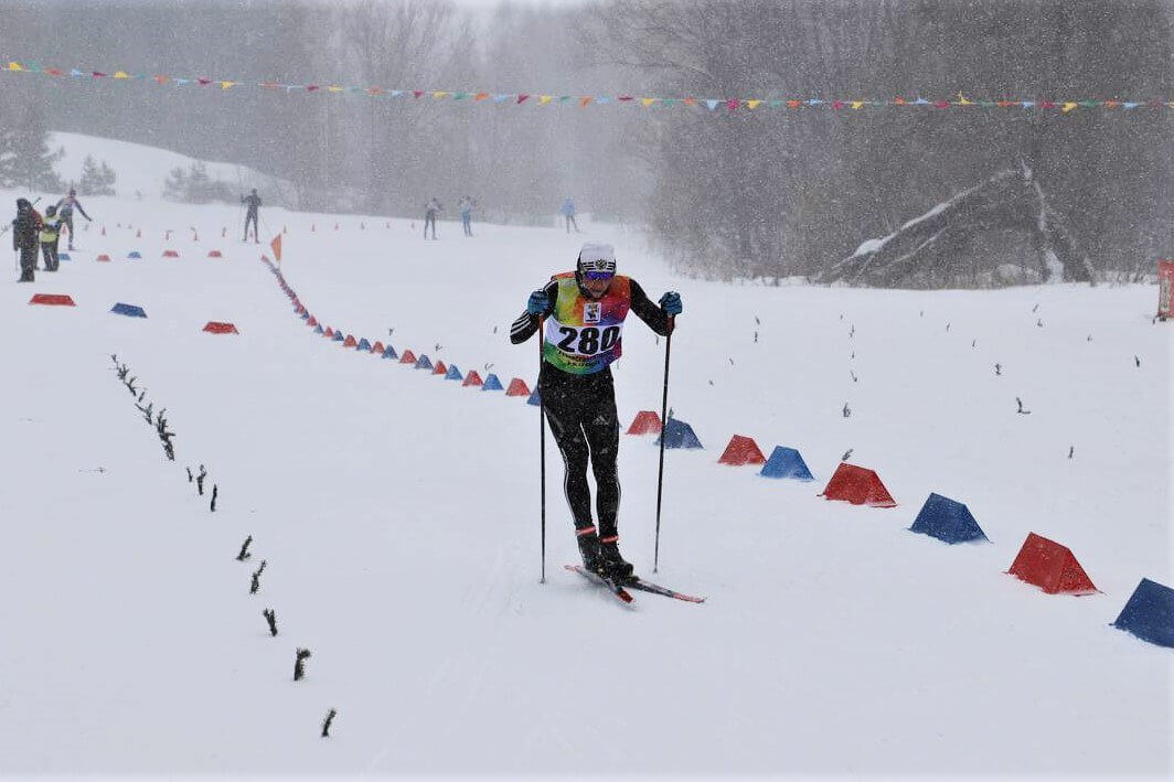 Николай Родионов занял третье место на лыжных гонках