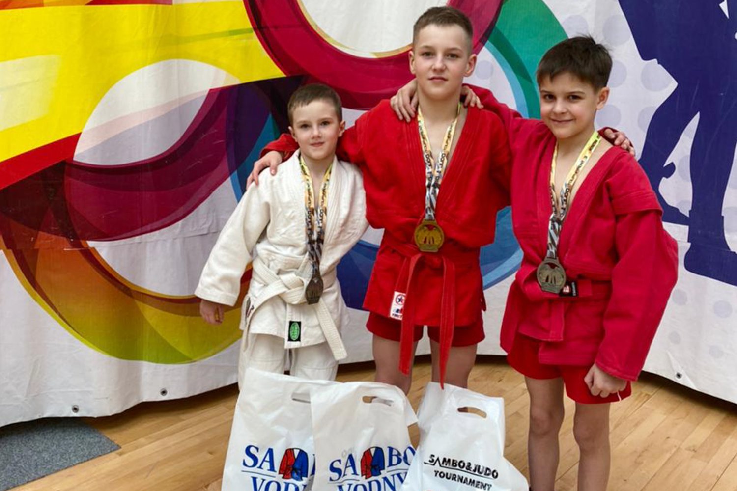 Три медали завоевали юные спортсмены на всероссийском турнире по самбо и дзюдо