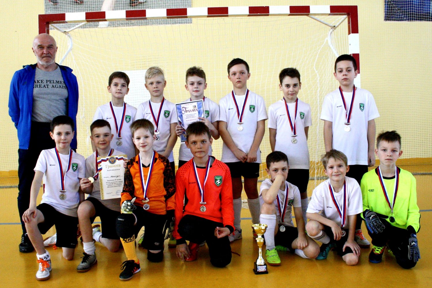 Юные выксунцы взяли медали «Весенней капели» по мини-футболу