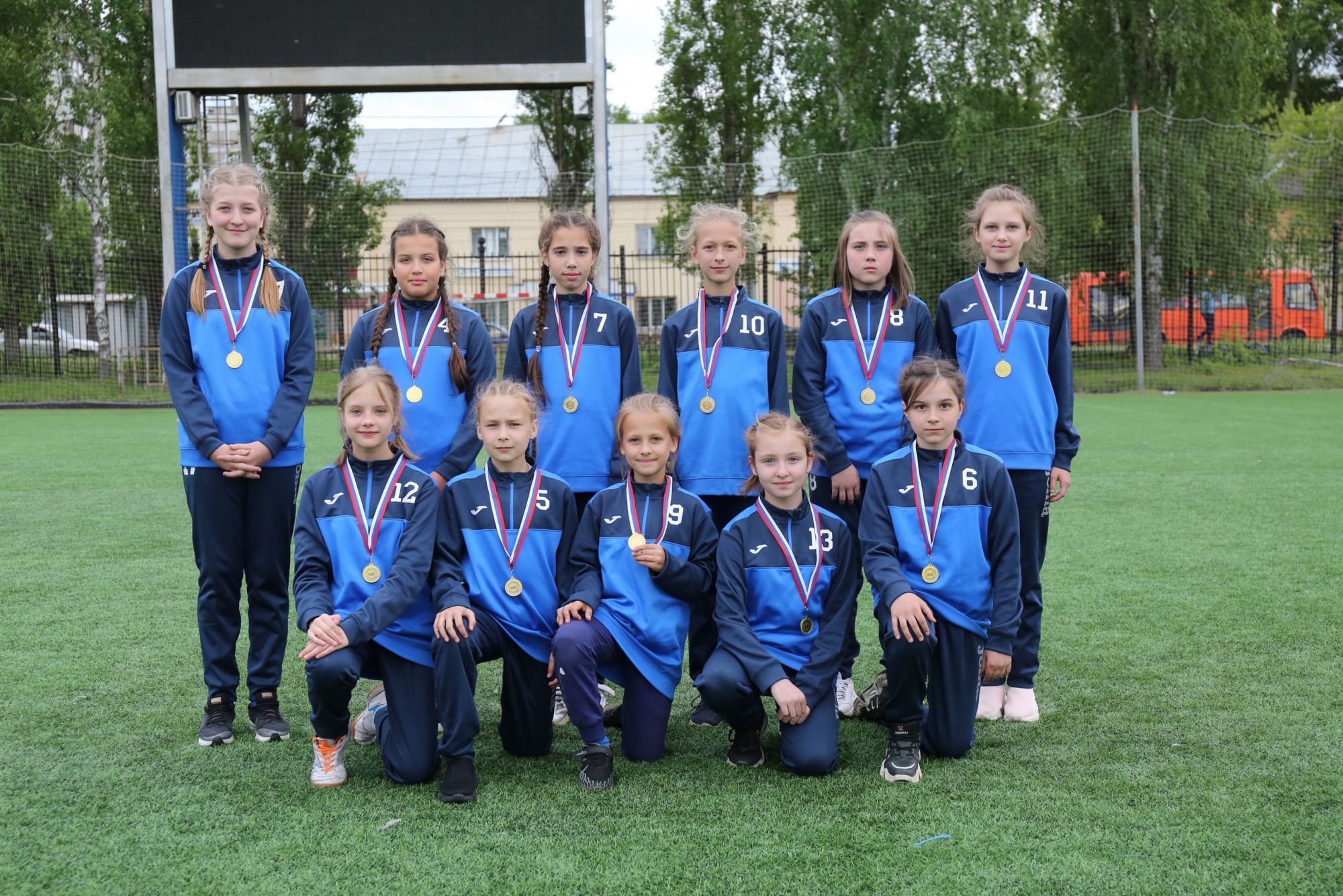 Девочки из школы №12 выиграли областной турнир по мини-футболу