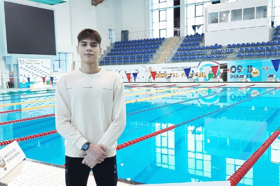 Алексей Власов выиграл бронзу «Юности России» на 50-метровке баттерфляем
