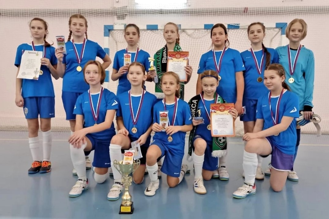 «Ника» выиграла женский турнир по мини-футболу