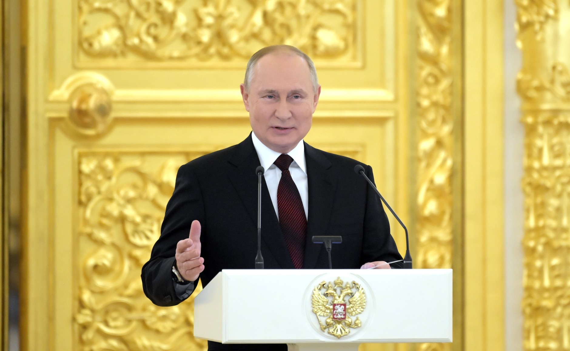 Путин объявил о новых выплатах на детей 8–16 лет
