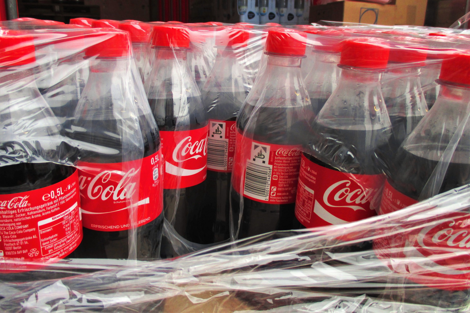 Coca-Cola объявила об уходе с российского рынка