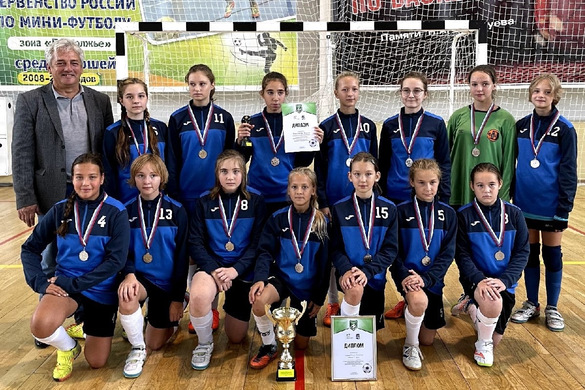 Футболистки из Выксы заняли второе место на домашнем турнире