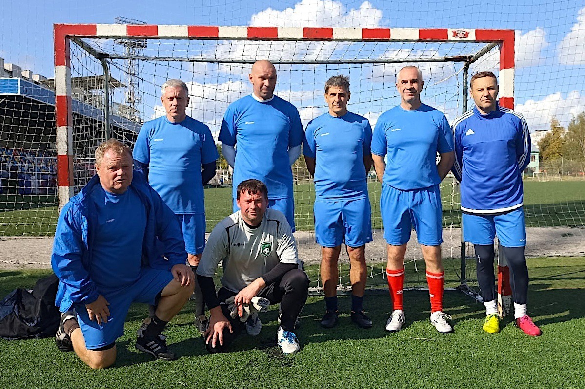 Сборная ветеранов завоевала серебро областной спартакиады по футболу