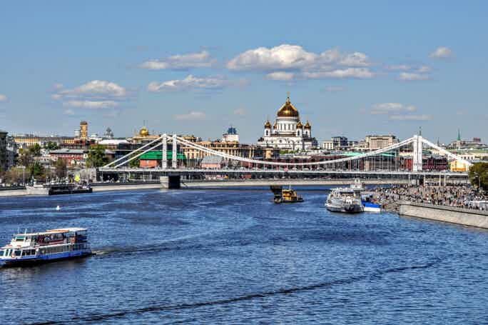 Москва: приятная прогулка по реке
