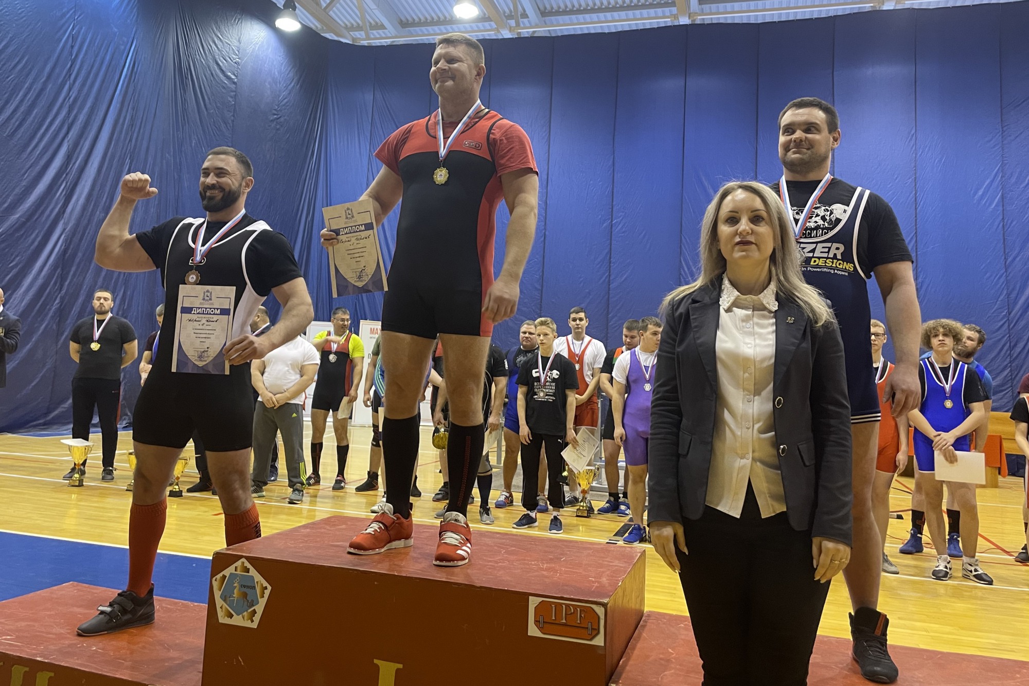 Сергей Горячев стал чемпионом области по жиму лёжа в экипировке