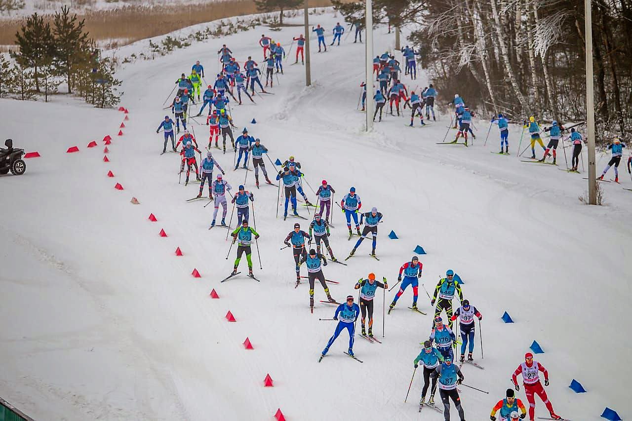 Выксунцы пробежали 50-километровый лыжный марафон