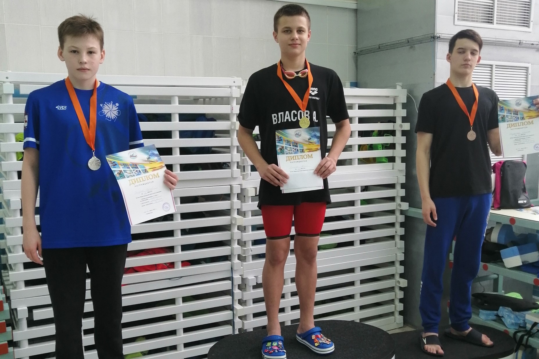 Выксунцы взяли девять медалей на Кубке области по плаванию