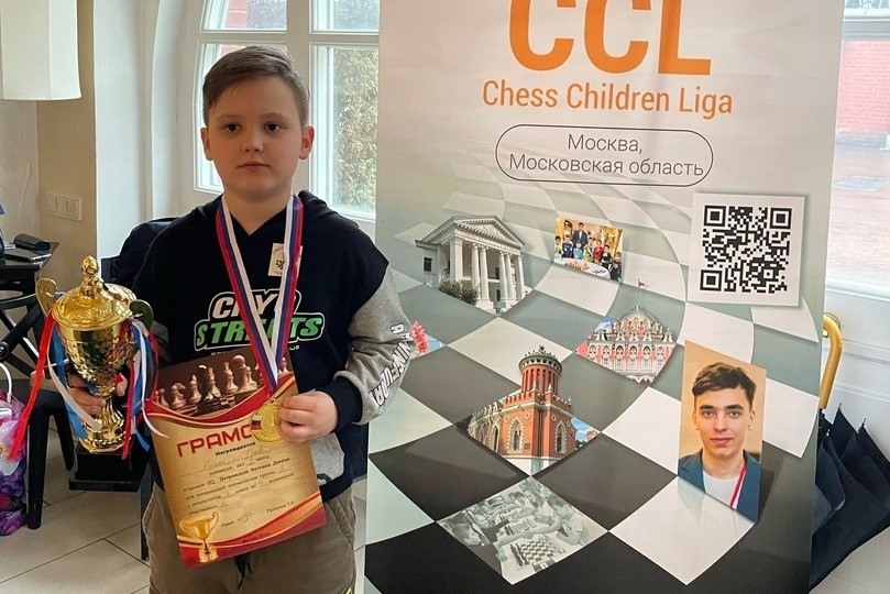 Лев Плаксин стал победителем московского турнира по быстрым шахматам