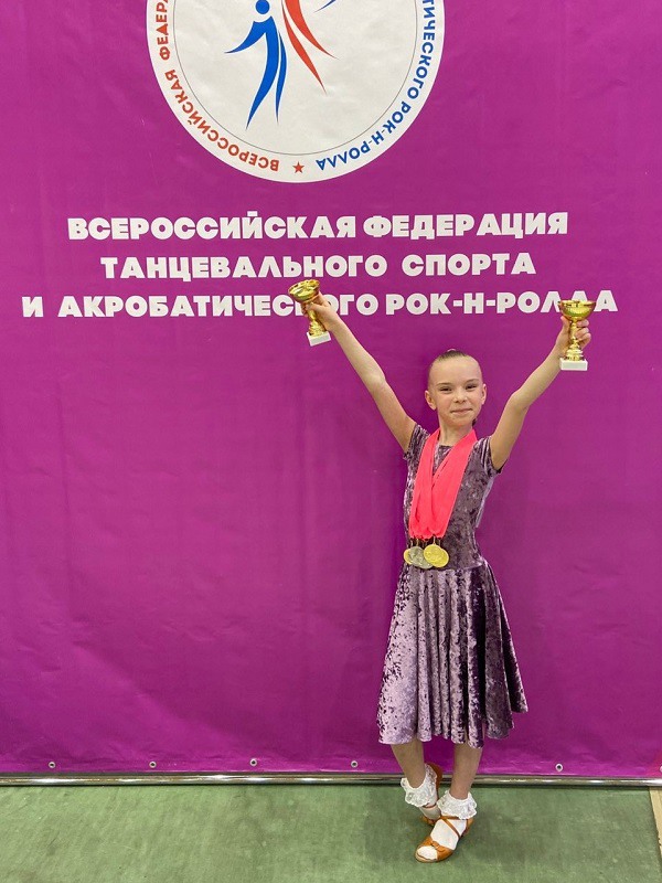 Танцоров отметили медалями на областных соревнованиях