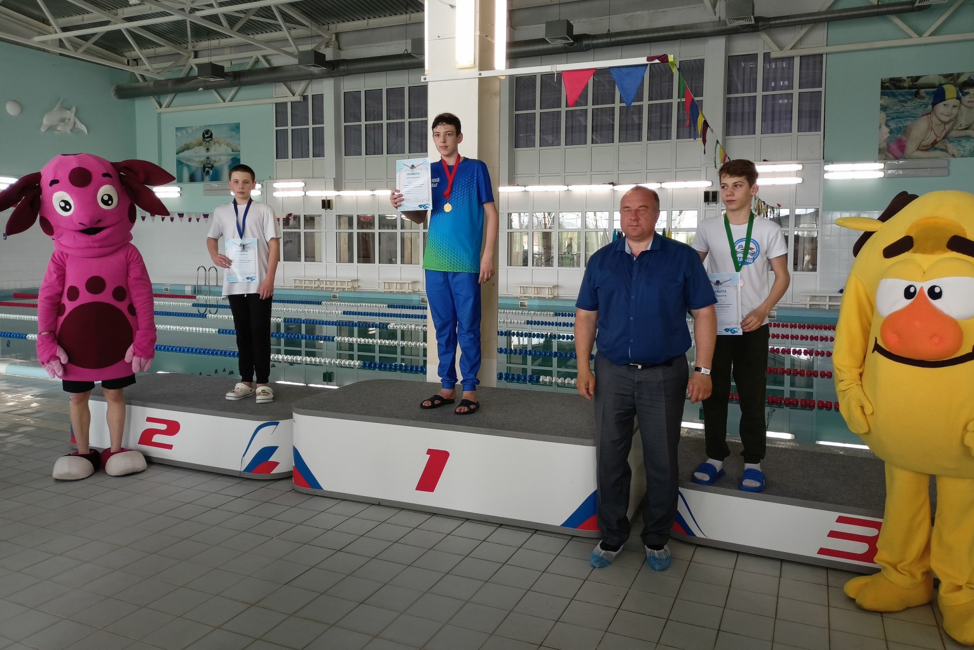 Пловцы привезли 15 медалей с областных соревнований