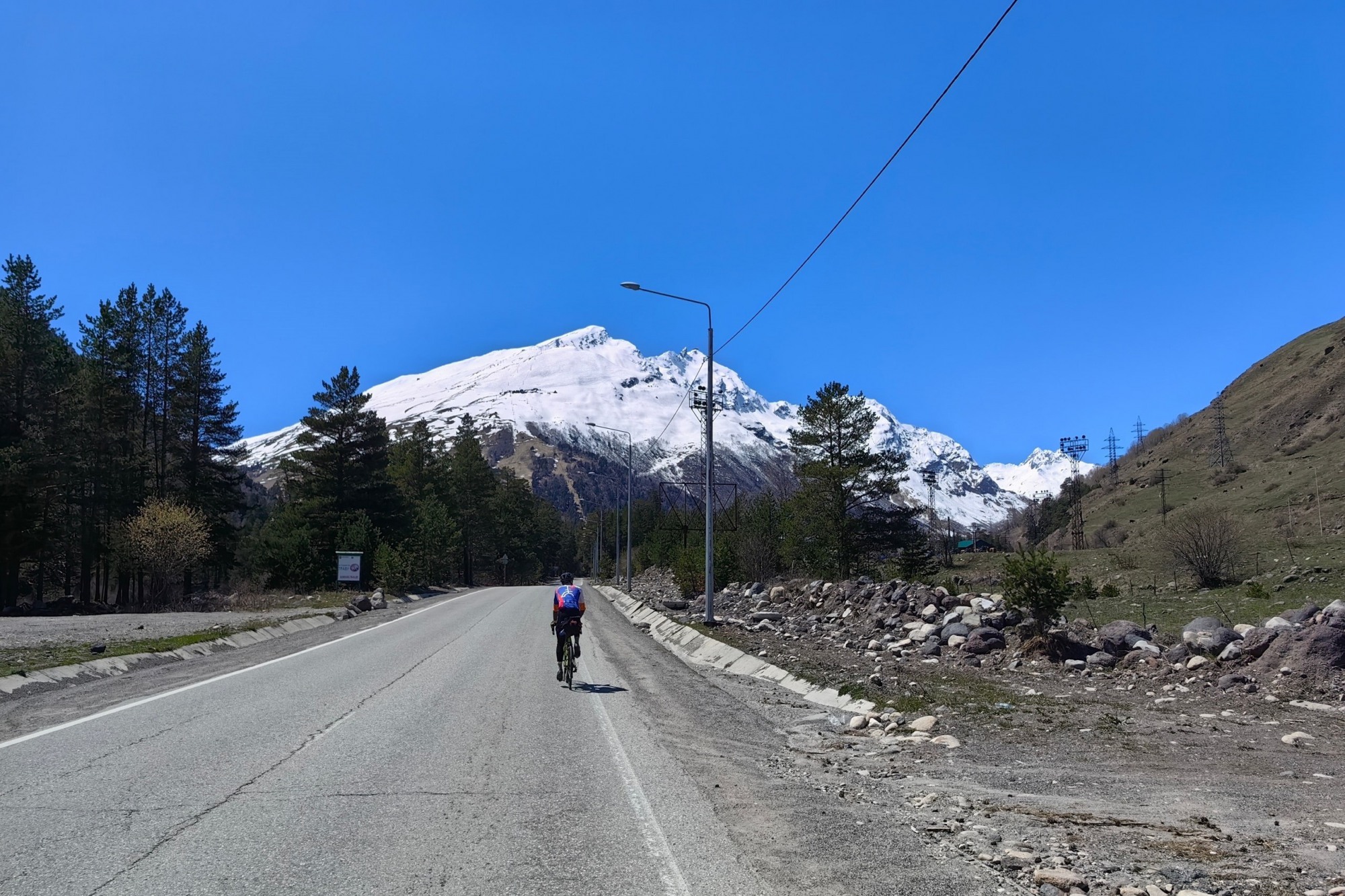 Велосипедисты Локтев и Фомин проехали 1 500 км по просторам Северного Кавказа