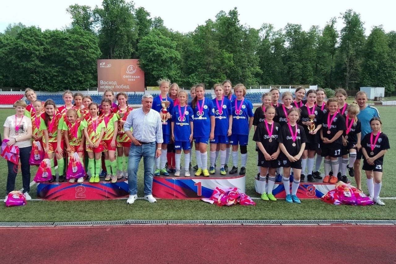 Два золота и серебро взяли футболисты в областном финале «Кожаного мяча»