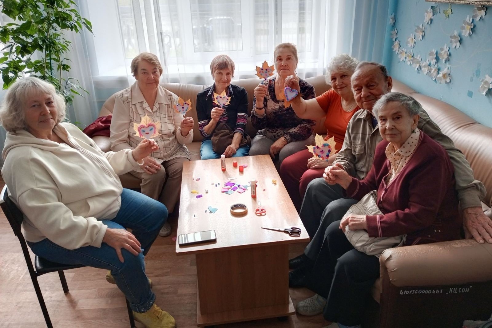 Верхневерейский ДТ устроил праздник ко Дню пожилого человека