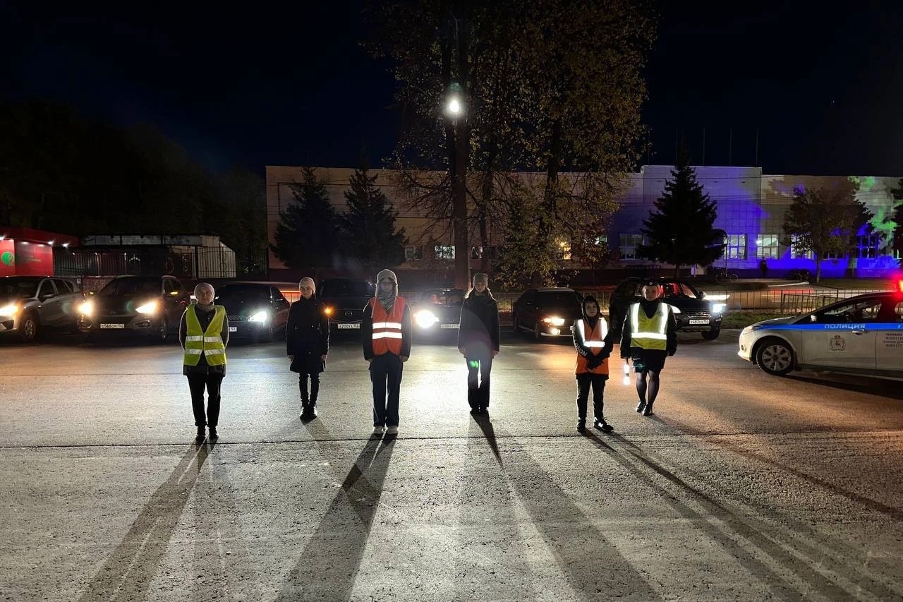 Активисты показали, как водители видят пешеходов в темноте
