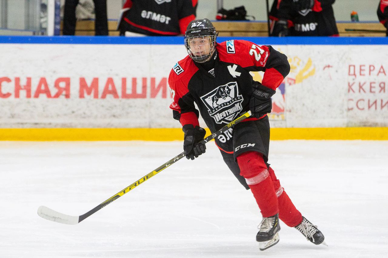 Экс-капитан юношеского «Металлурга» пробился в Молодёжную хоккейную лигу