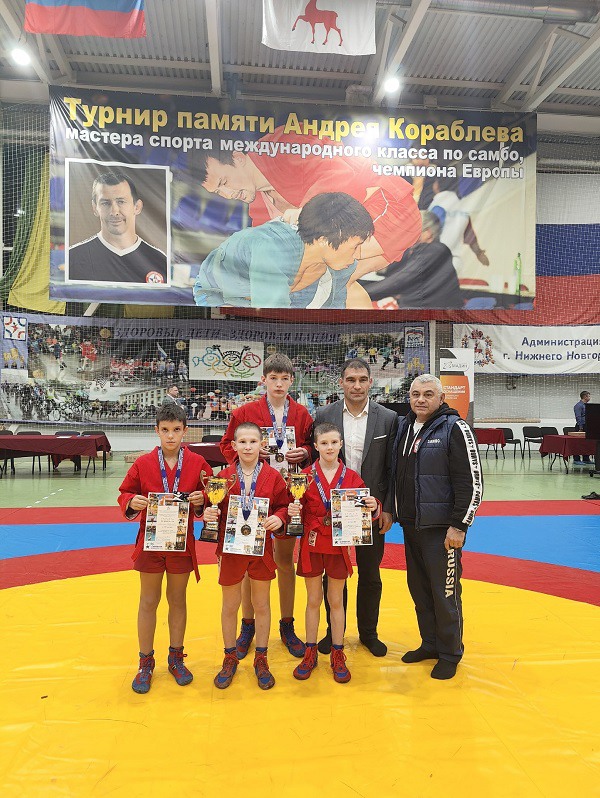 Восемь юных самбистов стали призёрами в Нижнем Новгороде